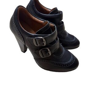 Brawn Double-Buckle Leather Heeled Oxford Pumps